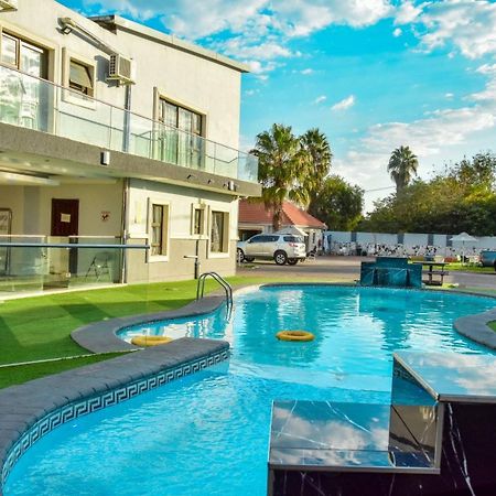 Lifestyle Lodge Hotel フェリーニヒング エクステリア 写真